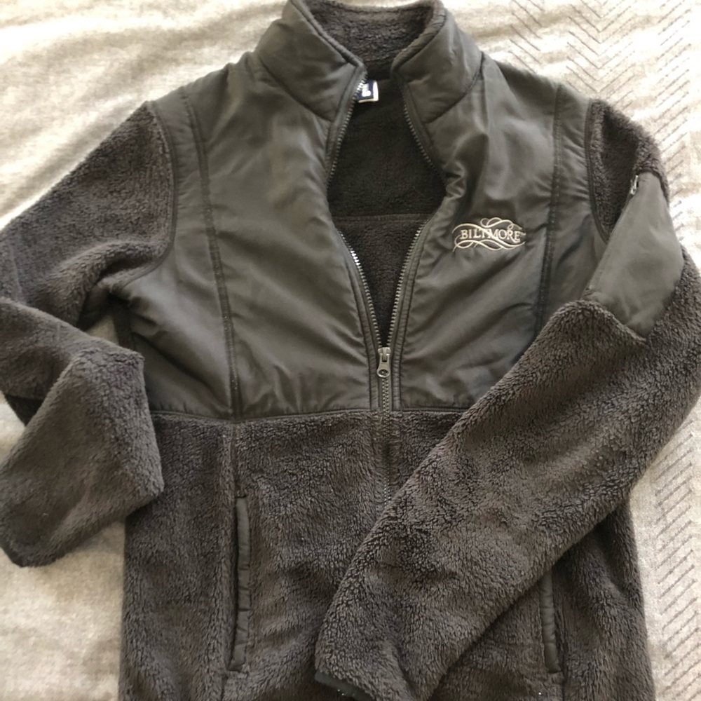 Gear brand Collared Jacket